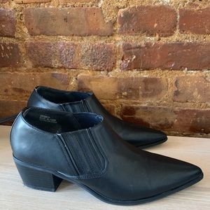 Pointy western booties